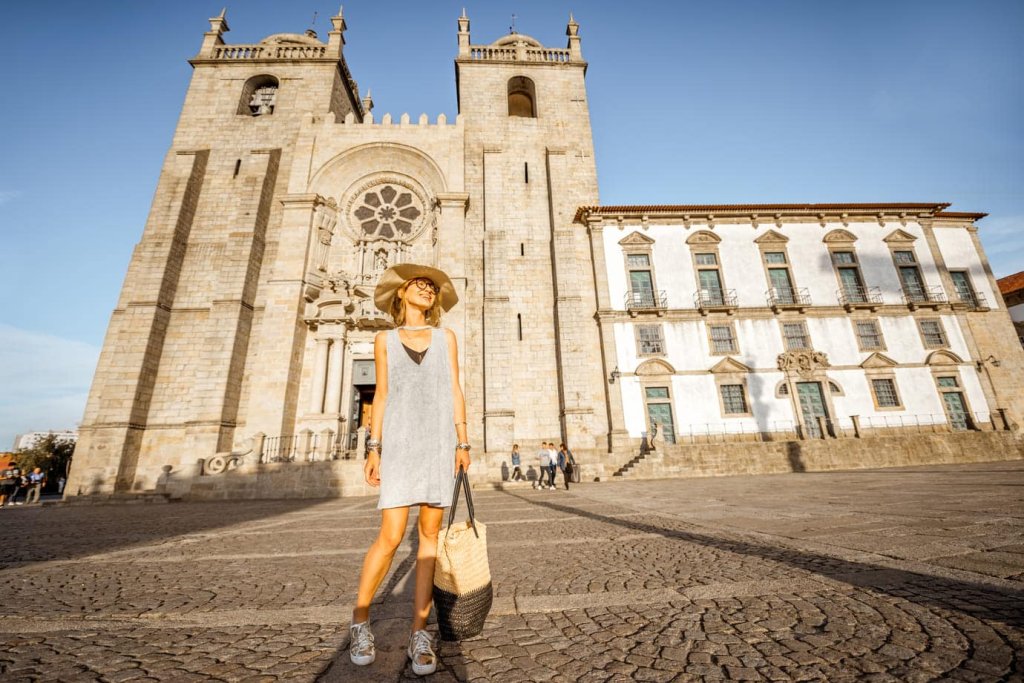 Excursión a Oporto desde Galicia: bodegas, río Duero y patrimonio