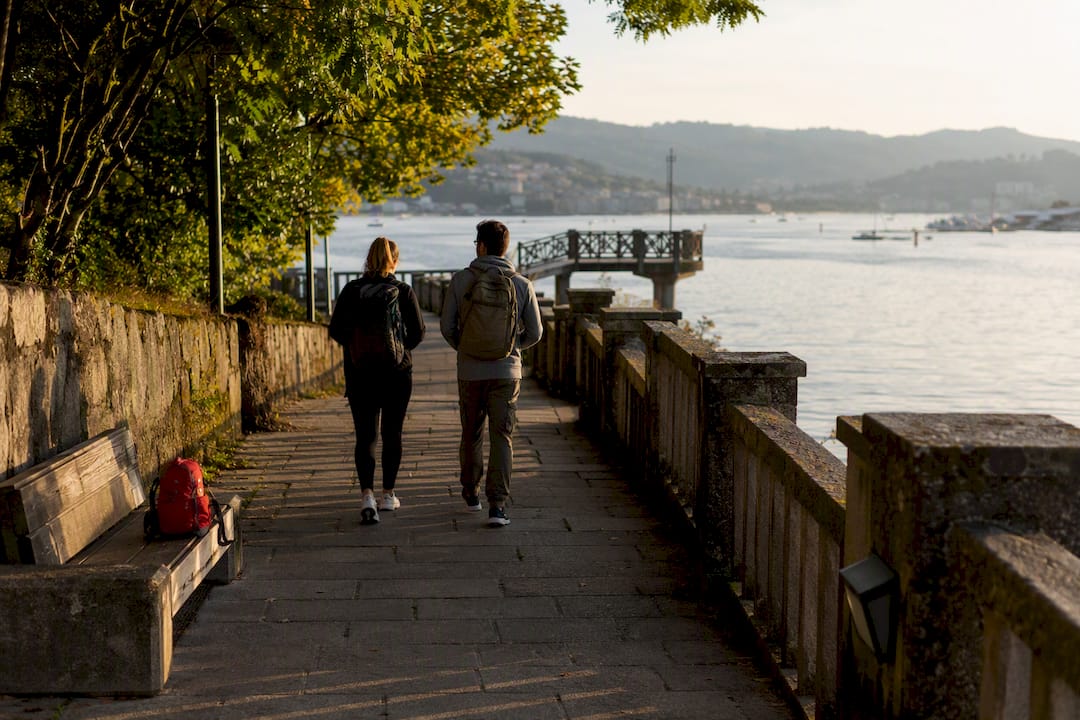 Paseo fluvial de Pontevedra a la orilla del río